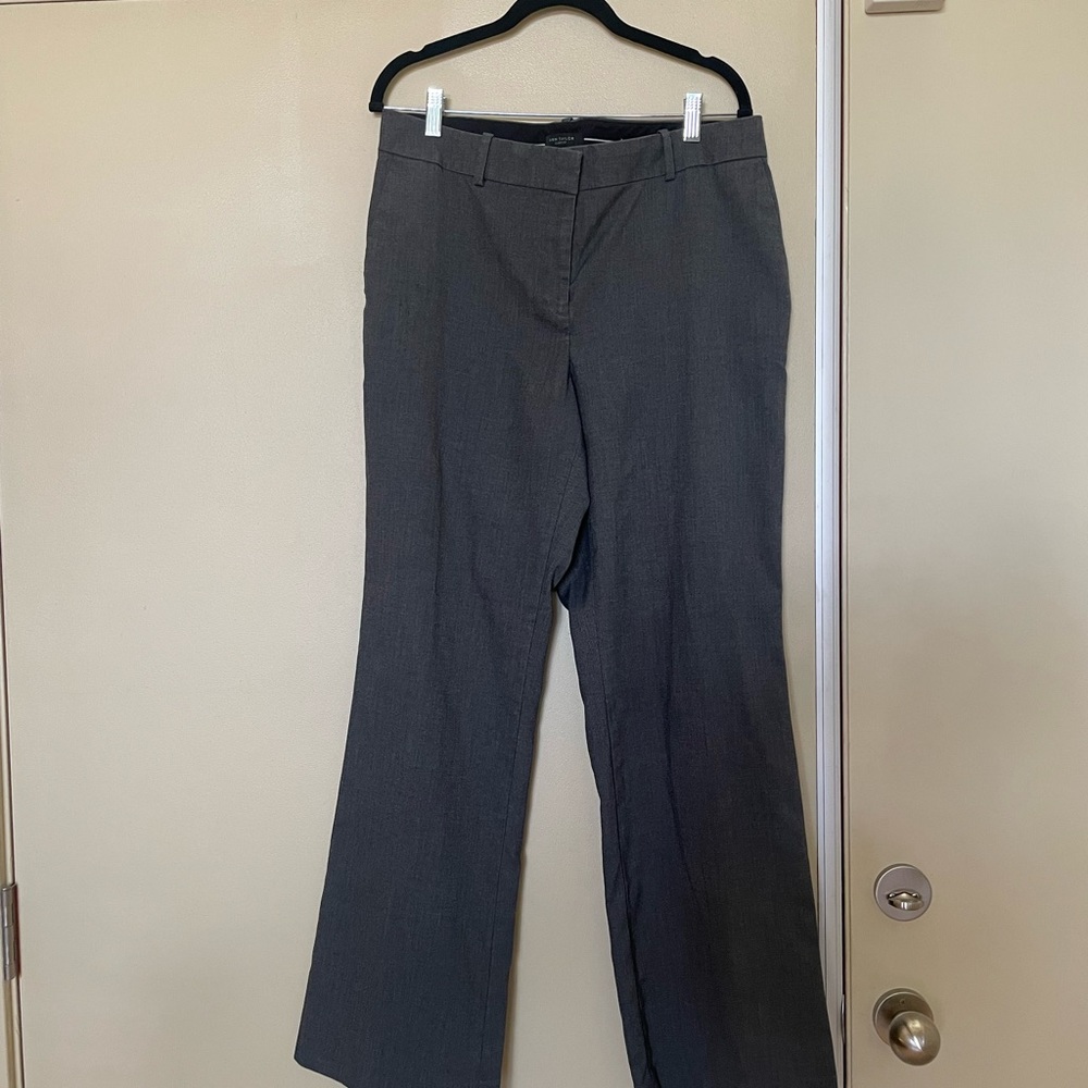 Ann Taylor Curvy Fit size 10 professional dress pants. Gray.